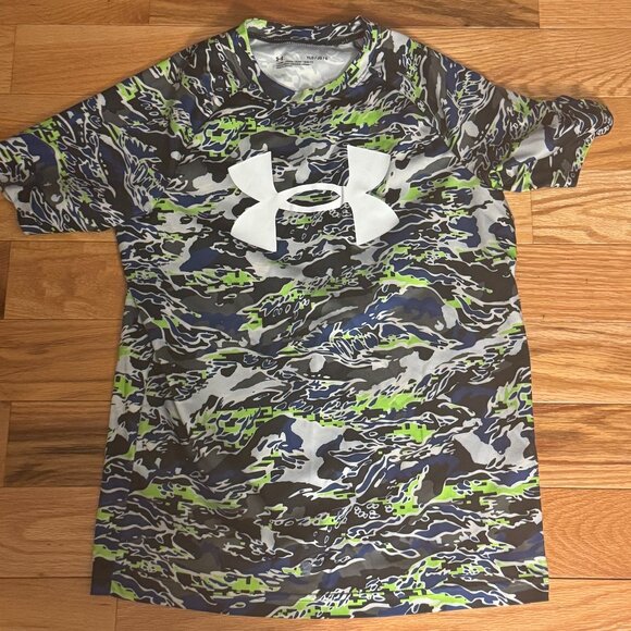 Under Armour Tech Logo Print Camo Short Sleeve Shirt Youth Large - Picture 1 of 5